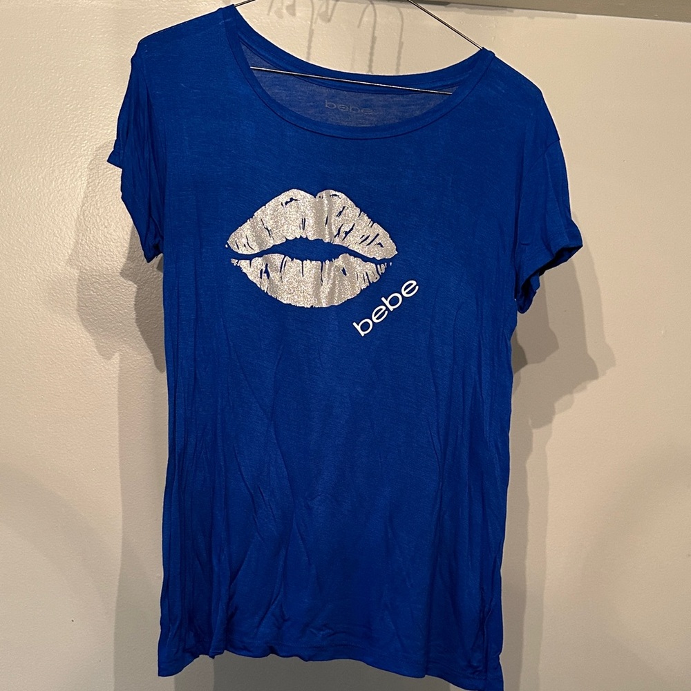 Bebe Royal Blue Lip Graphic Tee